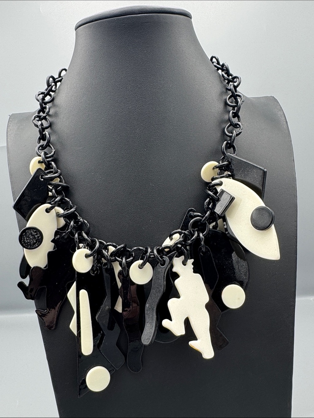 bill schiffer necklace